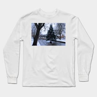 Bourton on the Water Christmas Tree Cotswolds Long Sleeve T-Shirt